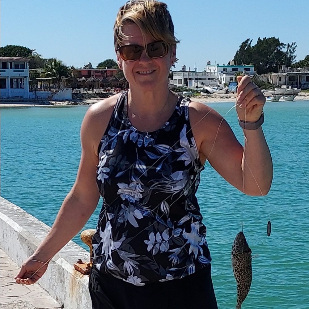 Meet your Posher, Lisa